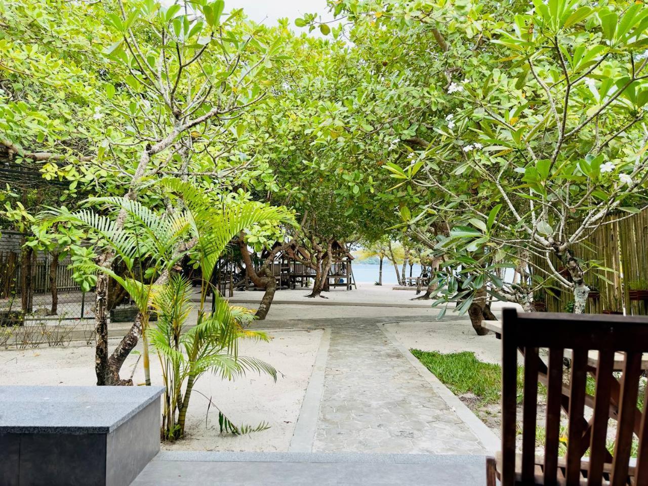 Long Set Resort Kaoh Touch Esterno foto